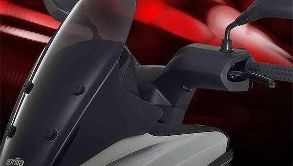 Aprilia-SXR_50_2
