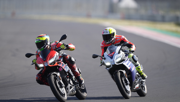 Aprilia-Tuono-125-blocco_2